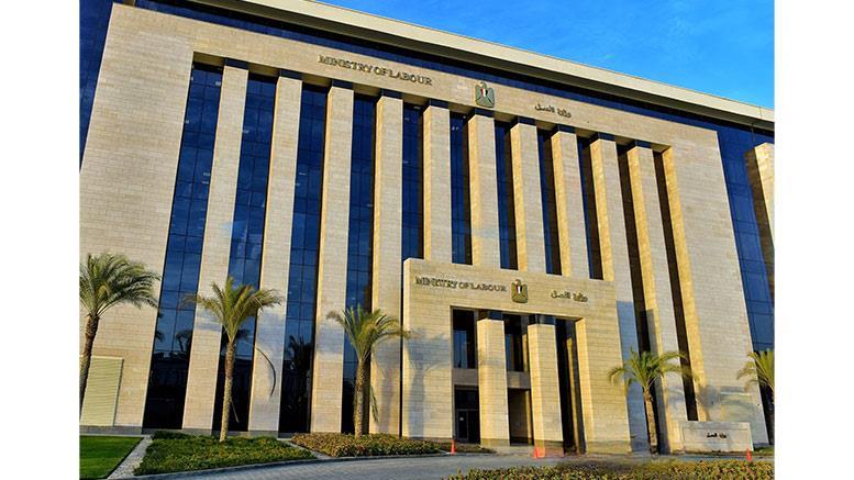 500 جنيه.. موعد صرف منحة عيد الفطر 2024 للعمالة غير المنتظمة