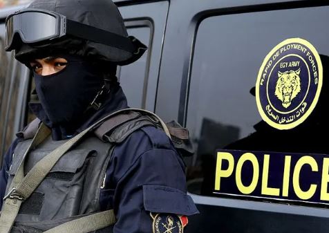 ضبط عامل وميكانيكي لارتكابهم وقائع سرقات بالإكراه في الجيزة