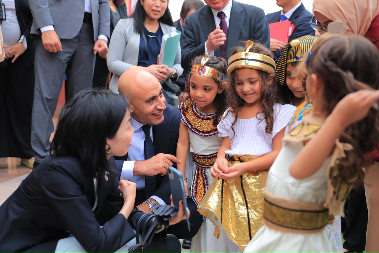 وزير التعليم يدرس إضافة مادة اللغة الهيروغليفية في المدارس