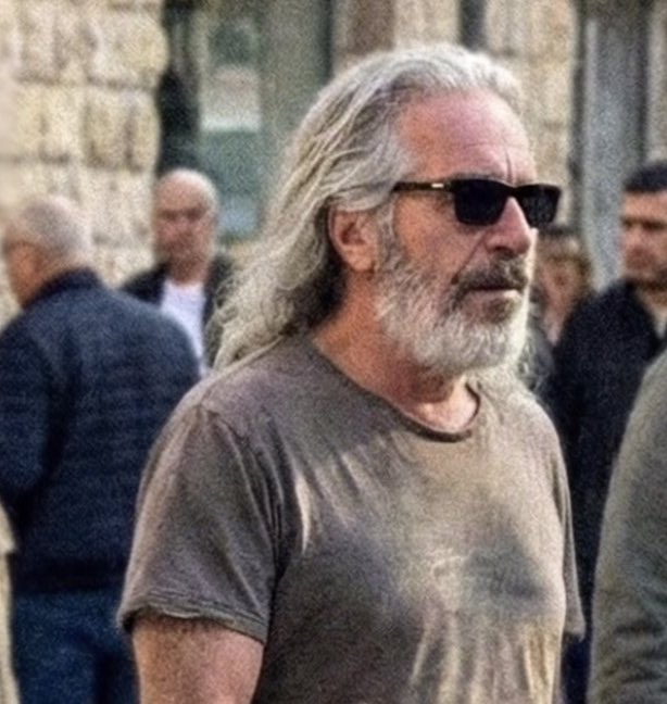 صور حديثة لجيفري إبستين تثبت أنه ما زال حيًا ويعيش في إسرائيل